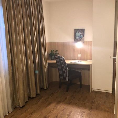 Gastehaus Penny Rooms N Hallein Bagian luar foto